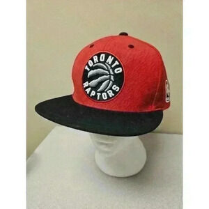 TORONTO RAPTORS BASEBALL CAP/HAT-MITCHELL & NESS SNAPBACK/RED-BLACK NBA